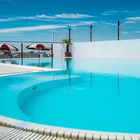 Hotel Vienna Линьяно-Саббьядоро Экстерьер фото