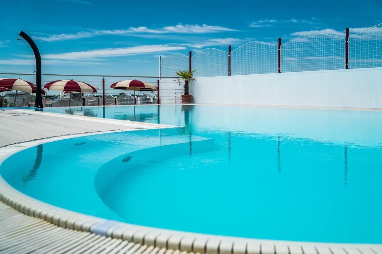 Hotel Vienna Линьяно-Саббьядоро Экстерьер фото